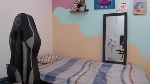 Snapshot of miss_akemi chatting on February 3, 4:41 pm Akemi 3 online show from February 3, 4:41 pm