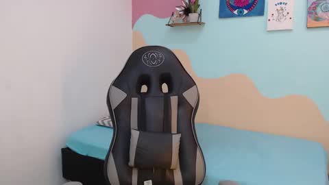 Snapshot of miss_akemi chatting on March 6, 5:00 pm Akemi 3 online show from March 6, 5:00 pm