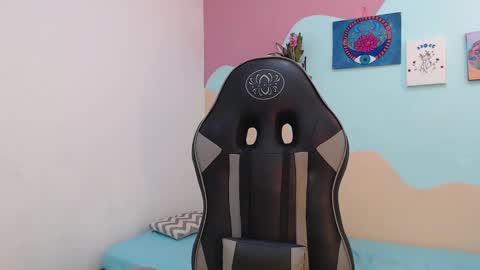 Snapshot of miss_akemi chatting on March 10, 8:12 pm Akemi 3 online show from March 10, 8:12 pm