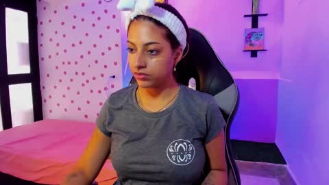 Snapshot of miss_akemi chatting on September 10, 1:33 pm Akemi 3 online show from September 10, 1:33 pm