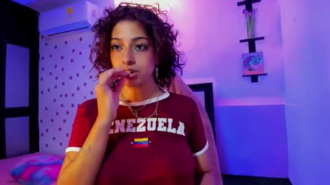 Snapshot of miss_akemi chatting on September 27, 2:05 am Akemi 3 online show from September 27, 2:05 am