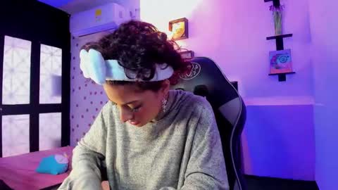 Snapshot of miss_akemi chatting on September 28, 2:11 pm Akemi 3 online show from September 28, 2:11 pm