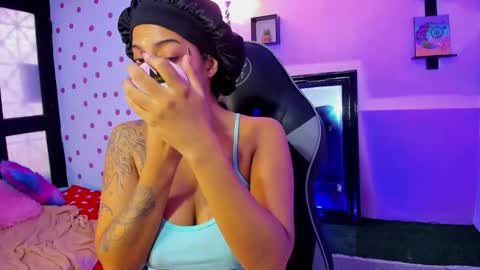 Snapshot of miss_akemi chatting on October 24, 1:18 pm Akemi 3 online show from October 24, 1:18 pm