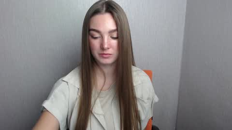 Snapshot of miss_azalea chatting on December 20, 1:00 pm Georgia online show from December 20, 1:00 pm