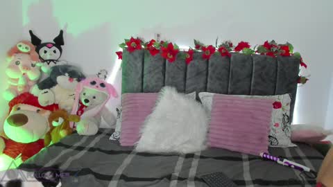 lucy 3 online show from January 1, 12:11 am