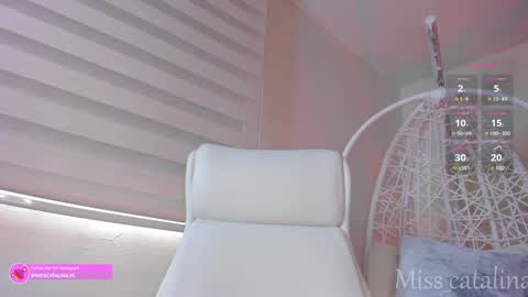 Catalina online show from February 5, 5:53 pm