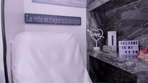 Snapshot of miss_danika chatting on September 23, 11:02 am Danika online show from September 23, 11:02 am