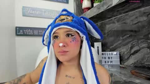 Snapshot of miss_danika chatting on October 30, 11:00 am Danika online show from October 30, 11:00 am