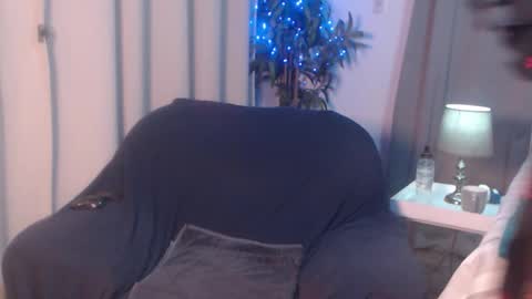 Miss EVA  Email misseva123xxx online show from November 6, 2:45 am