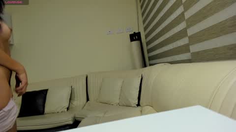 insta    online show from January 25, 2:37 am