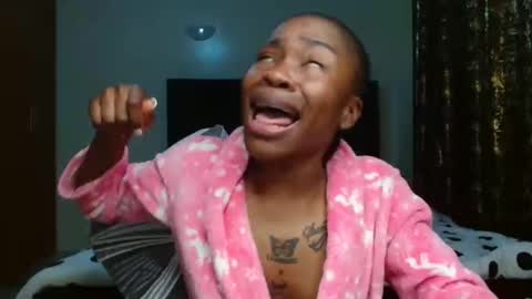 Snapshot of miss_kiarrafit chatting on December 15, 9:31 pm Miss Kiarrafit online show from December 15, 9:31 pm