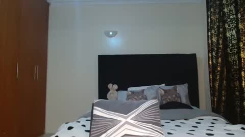 Snapshot of miss_kiarrafit chatting on January 17, 8:22 pm Miss Kiarrafit online show from January 17, 8:22 pm