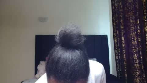 Snapshot of miss_kiarrafit chatting on January 22, 8:29 am Miss Kiarrafit online show from January 22, 8:29 am