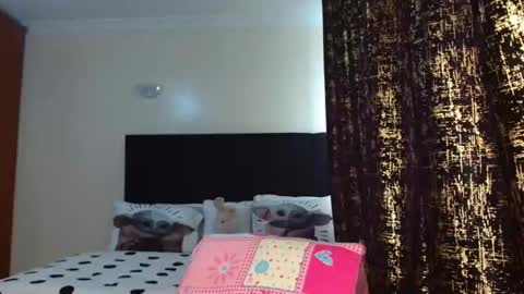 Snapshot of miss_kiarrafit chatting on February 6, 7:13 am Miss Kiarrafit online show from February 6, 7:13 am