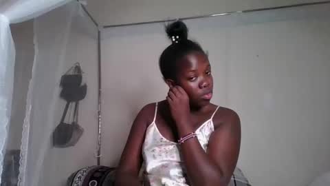 Snapshot of miss_kookie chatting on February 20, 5:01 am miss_kookie online show from February 20, 5:01 am