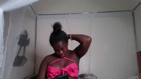 Snapshot of miss_kookie chatting on February 20, 8:06 am miss_kookie online show from February 20, 8:06 am