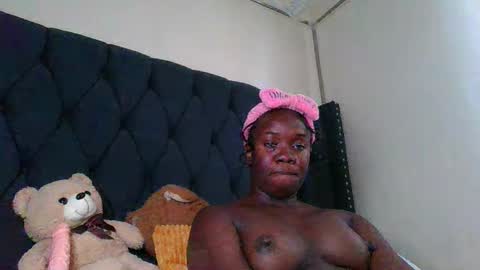 Snapshot of miss_kookie chatting on September 15, 9:09 am miss_kookie online show from September 15, 9:09 am