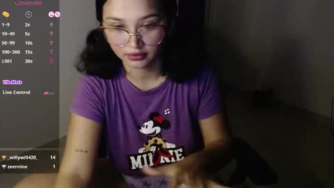 Snapshot of miss_ly_ chatting on September 8, 10:42 pm ly independent model online show from September 8, 10:42 pm