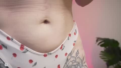 Snapshot of miss_meii chatting on December 3, 11:03 pm Alejandra online show from December 3, 11:03 pm