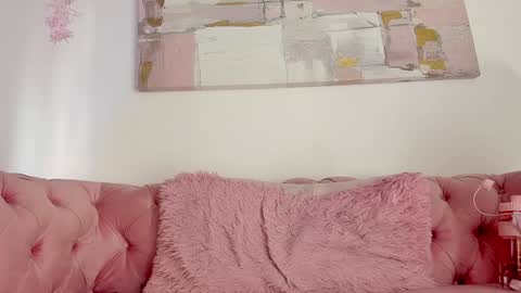 Snapshot of miss_selene chatting on December 13, 2:05 pm intagram miss selene59 online show from December 13, 2:05 pm