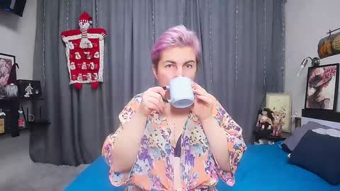 Snapshot of miss_tasha_kom chatting on December 19, 10:13 am miss_tasha_kom online show from December 19, 10:13 am