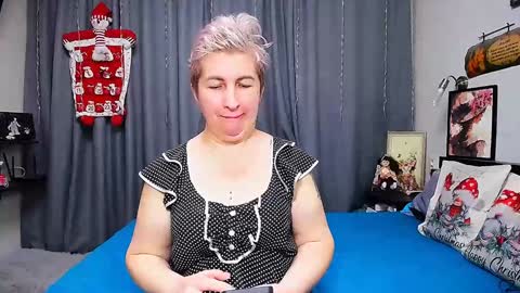 Snapshot of miss_tasha_kom chatting on December 26, 11:21 am miss_tasha_kom online show from December 26, 11:21 am