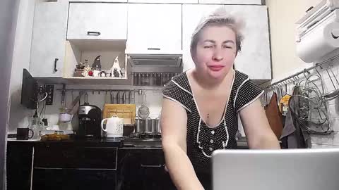 Snapshot of miss_tasha_kom chatting on January 5, 3:11 am miss_tasha_kom online show from January 5, 3:11 am