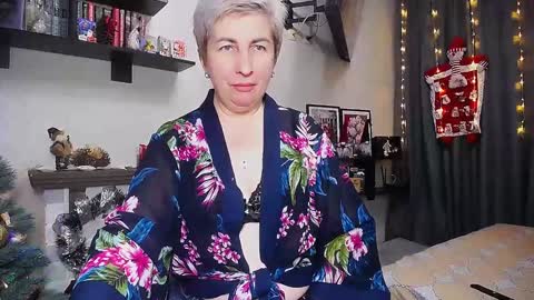 Snapshot of miss_tasha_kom chatting on January 6, 12:57 pm miss_tasha_kom online show from January 6, 12:57 pm