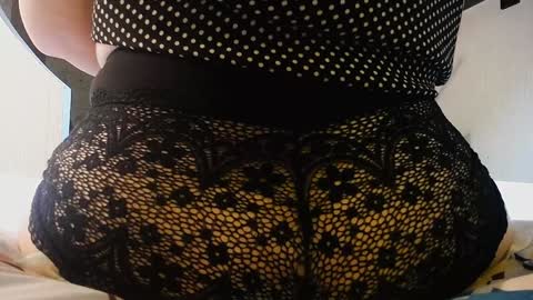 Snapshot of miss_tasha_kom chatting on January 27, 10:27 am miss_tasha_kom online show from January 27, 10:27 am