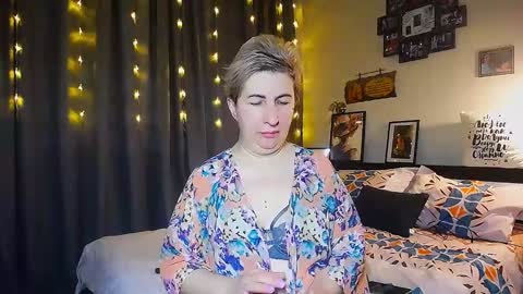 Snapshot of miss_tasha_kom chatting on January 30, 7:07 am miss_tasha_kom online show from January 30, 7:07 am