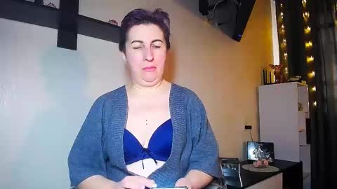 Snapshot of miss_tasha_kom chatting on February 14, 11:42 am miss_tasha_kom online show from February 14, 11:42 am