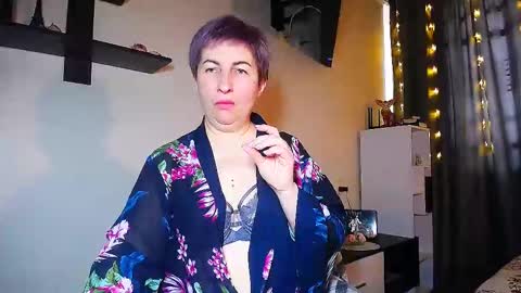 Snapshot of miss_tasha_kom chatting on February 18, 8:27 am miss_tasha_kom online show from February 18, 8:27 am