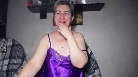 Snapshot of miss_tasha_kom chatting on October 17, 9:12 am miss_tasha_kom online show from October 17, 9:12 am