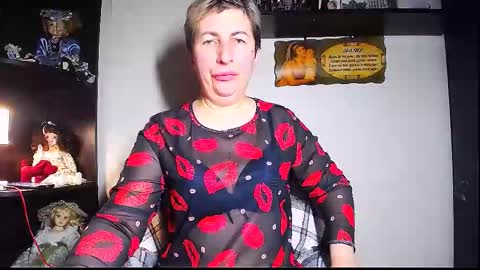 Snapshot of miss_tasha_kom chatting on November 29, 2:31 pm miss_tasha_kom online show from November 29, 2:31 pm