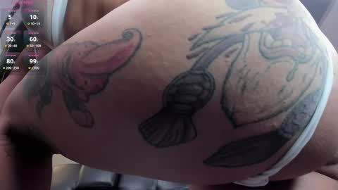 Snapshot of miss_vaiolette chatting on February 22, 2:19 pm Vaiolette online show from February 22, 2:19 pm