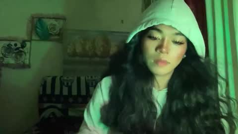 miss_veron_xoxo online show from November 29, 6:11 pm