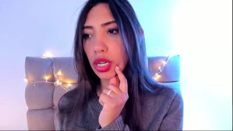 Miss Veronica online show from February 3, 1:08 pm