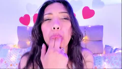 Miss Veronica online show from February 13, 5:33 pm