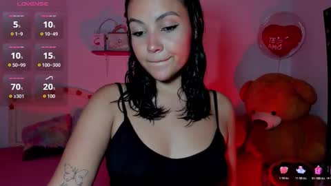 Snapshot of misschelsea01 chatting on October 23, 8:18 pm Chelsea online show from October 23, 8:18 pm