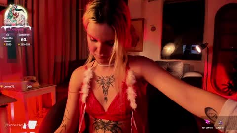 Snapshot of misschloe__ chatting on December 25, 2:14 am Chloe freelance model Please your thumbs up are important online show from December 25, 2:14 am