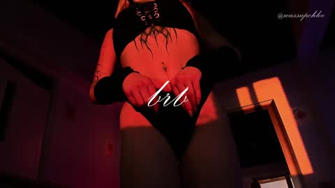 Snapshot of misschloe__ chatting on January 26, 3:06 am Chloe freelance model Please your thumbs up are important online show from January 26, 3:06 am