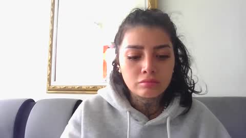 Snapshot of misselii chatting on January 28, 6:17 pm melodie online show from January 28, 6:17 pm