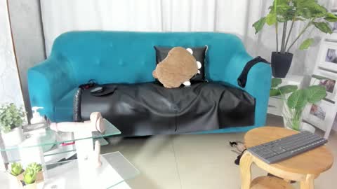 Escarlet online show from February 11, 8:26 am