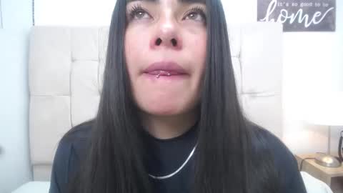 Snapshot of missexy303av chatting on December 3, 11:57 pm missexy303av online show from December 3, 11:57 pm