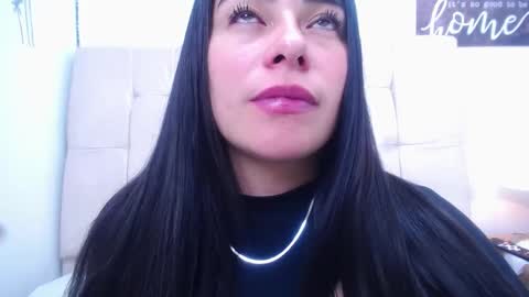 Snapshot of missexy303av chatting on December 7, 5:59 am missexy303av online show from December 7, 5:59 am