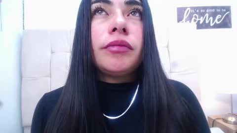 Snapshot of missexy303av chatting on December 7, 5:31 pm missexy303av online show from December 7, 5:31 pm