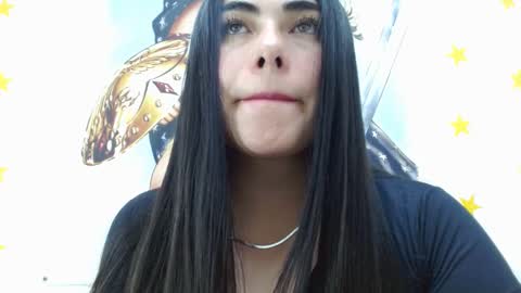 Snapshot of missexy303av chatting on December 14, 5:18 am missexy303av online show from December 14, 5:18 am