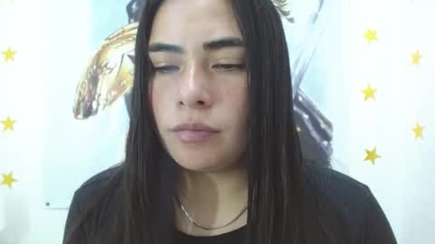 Snapshot of missexy303av chatting on December 20, 4:42 am missexy303av online show from December 20, 4:42 am