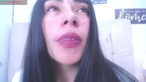 Snapshot of missexy303av chatting on December 31, 6:57 pm missexy303av online show from December 31, 6:57 pm