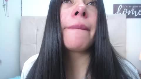 Snapshot of missexy303av chatting on January 6, 2:03 pm missexy303av online show from January 6, 2:03 pm